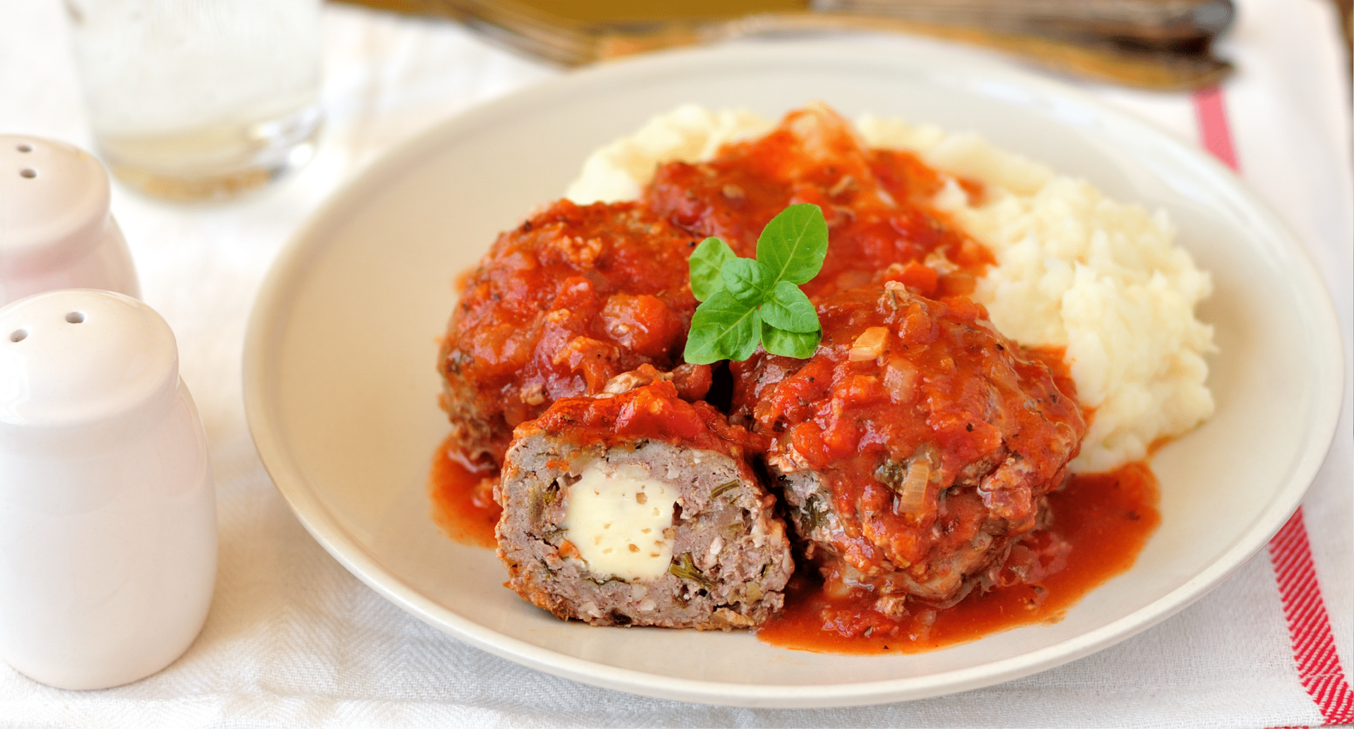 Albondigas Rellenas de Queso